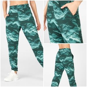 Fabletics Cloe Slim Sweatpants Crystal Waves Large